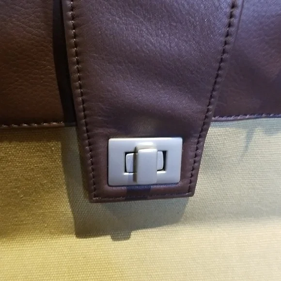 American Leathersmith Brown and Tan Weekender Bag NWT